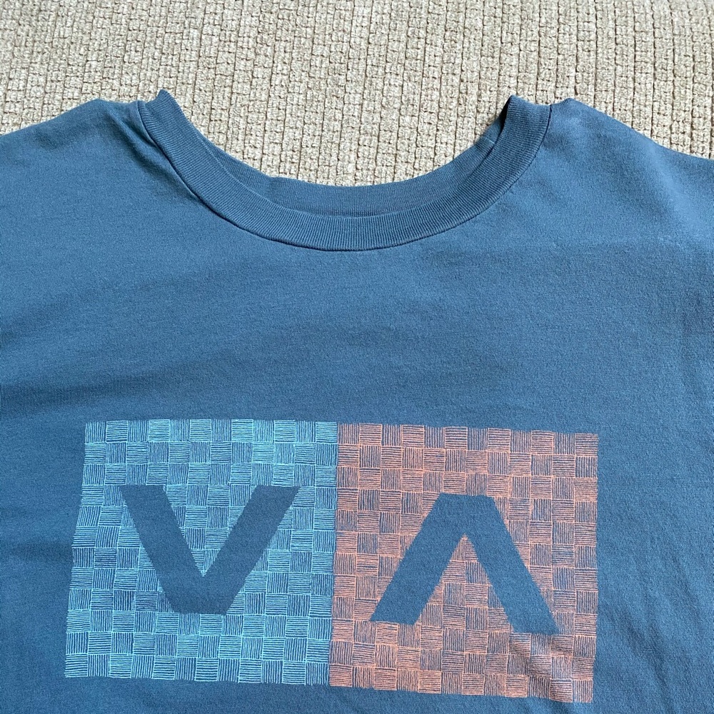Men’s t shirt